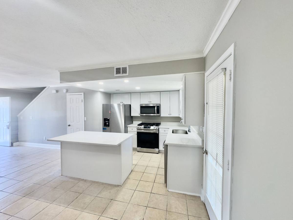 Townhouse for rent at 138 Bonnie Lane, Panama City Beach, FL 32407