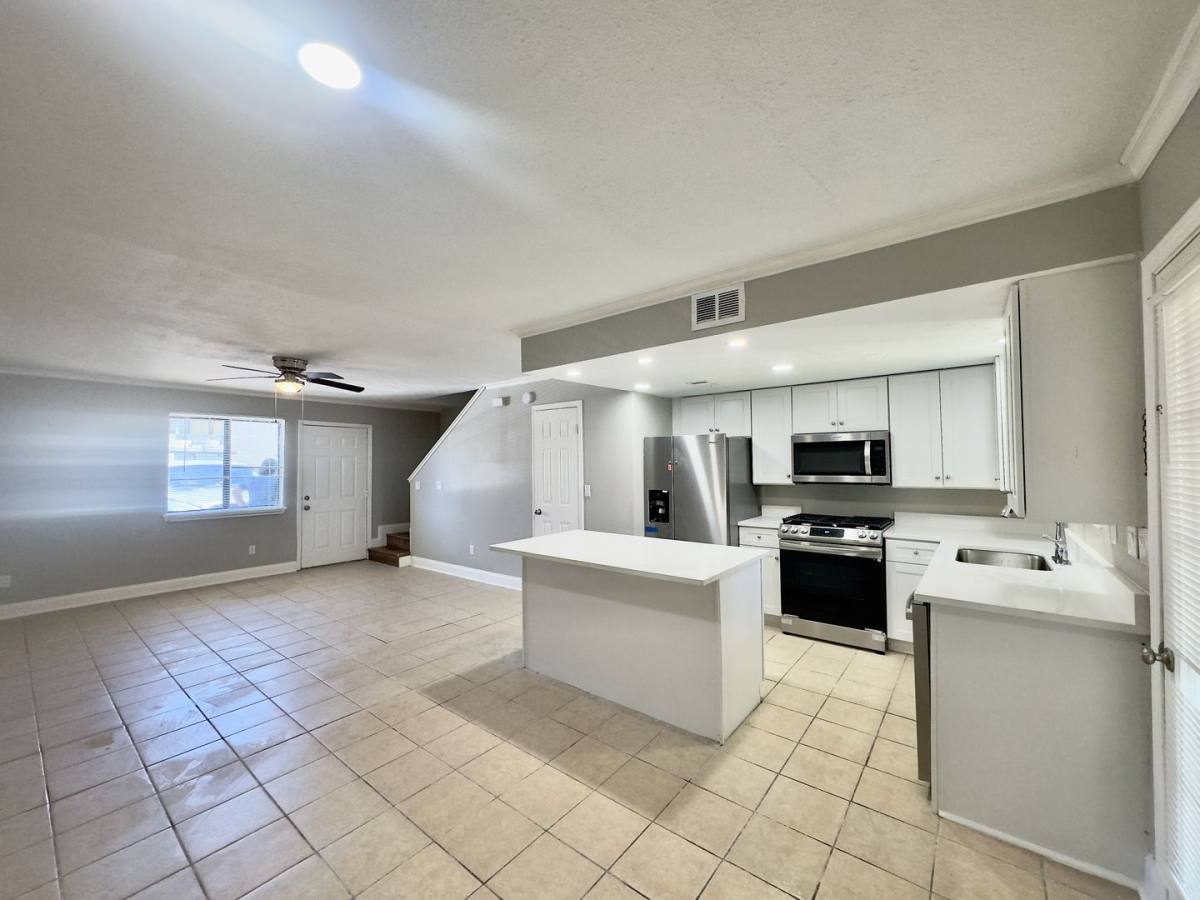 Townhouse for rent at 138 Bonnie Lane, Panama City Beach, FL 32407