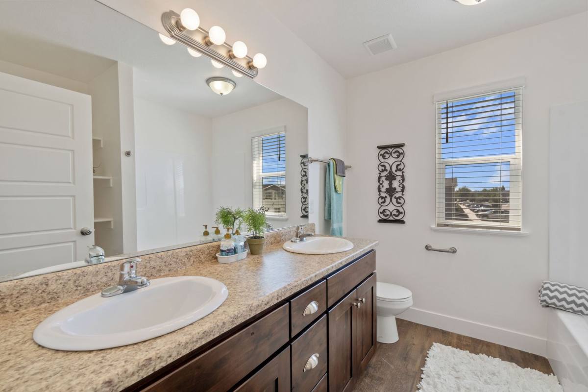 Apartment for rent at 879 S 250 E, Smithfield, UT 84335