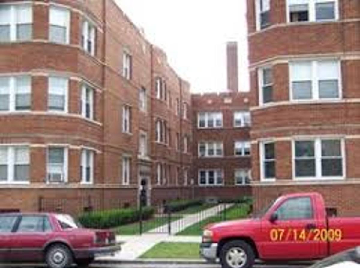 Apartment for rent at 8705-11 S Morgan St, Chicago, IL 60620