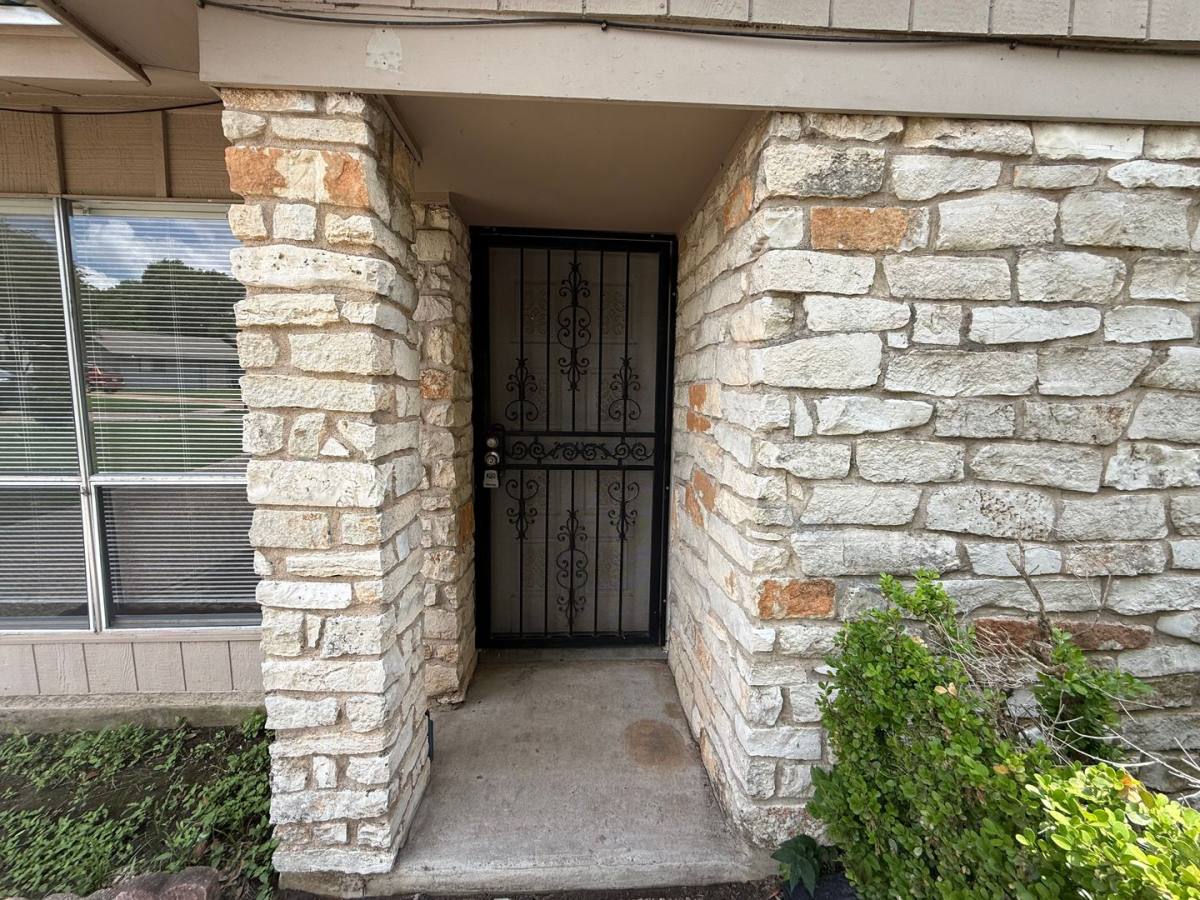 House for rent at 1109 Village Green Dr, Austin, TX 78753