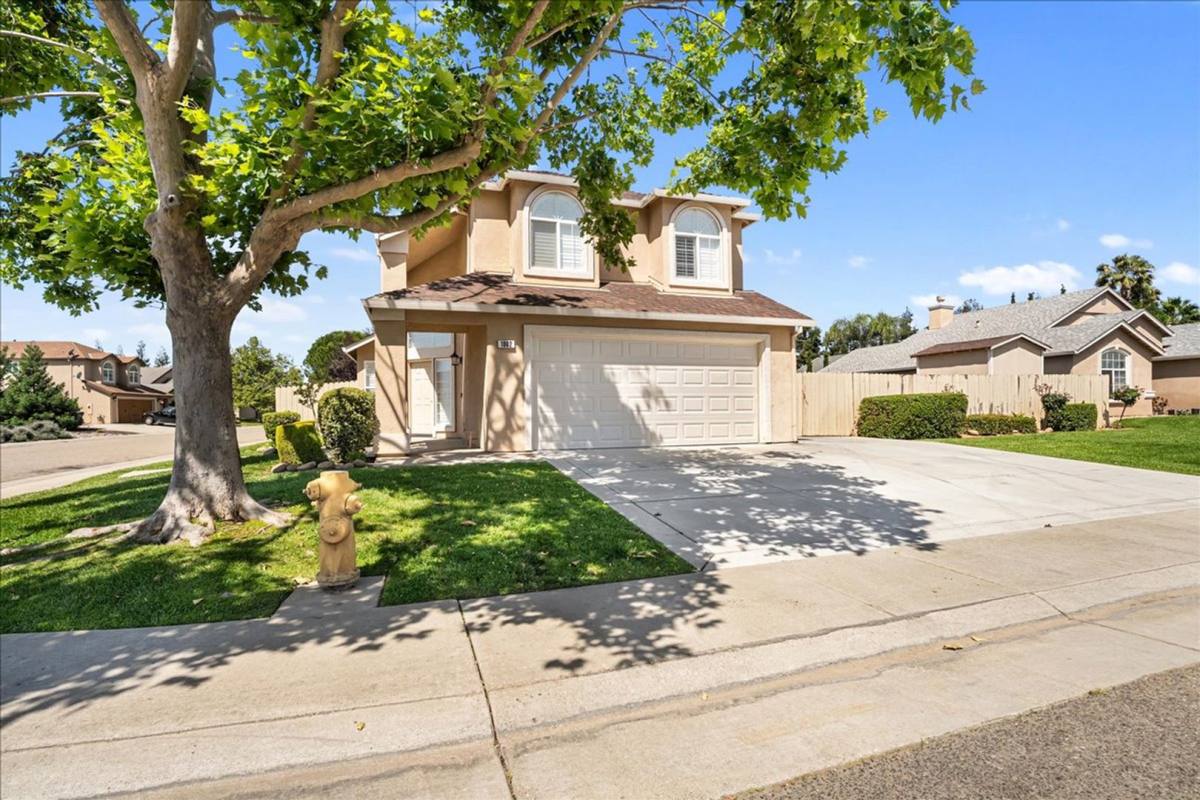 House for rent at 1002 Bay Terrace Dr, Galt, CA 95632