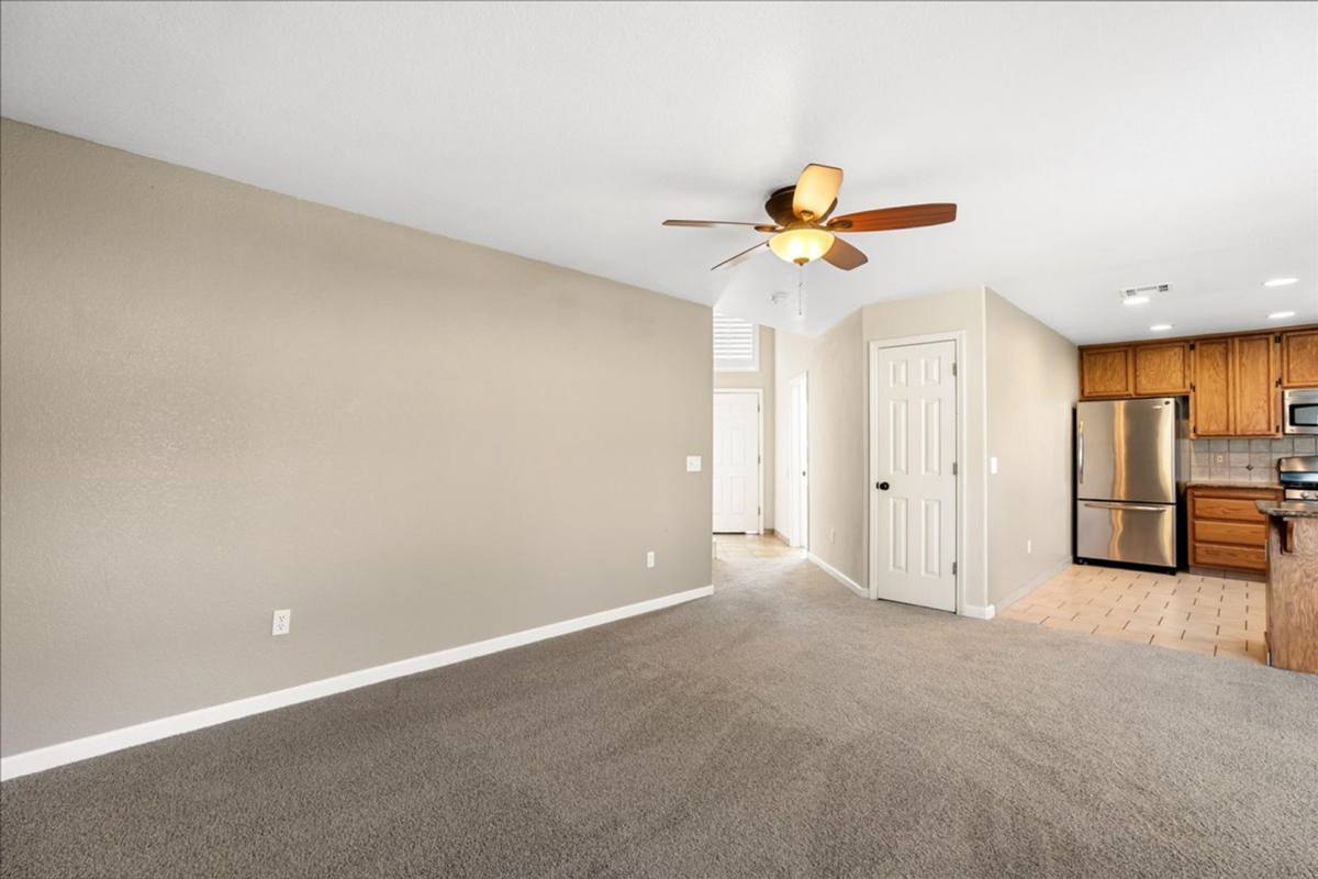 House for rent at 1002 Bay Terrace Dr, Galt, CA 95632