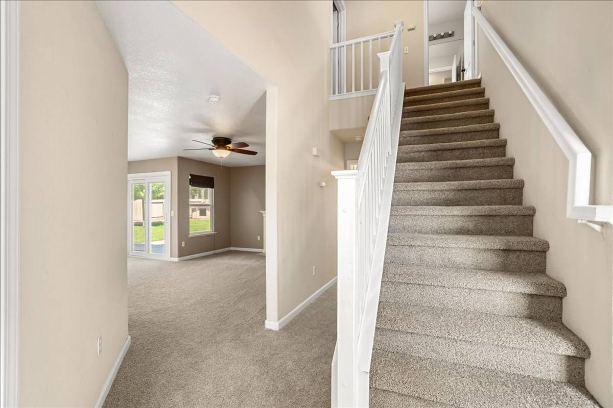 House for rent at 1002 Bay Terrace Dr, Galt, CA 95632