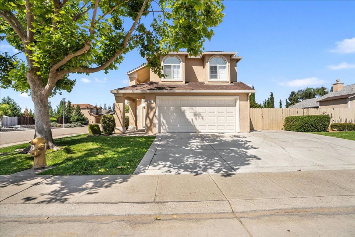 House for rent at 1002 Bay Terrace Dr, Galt, CA 95632