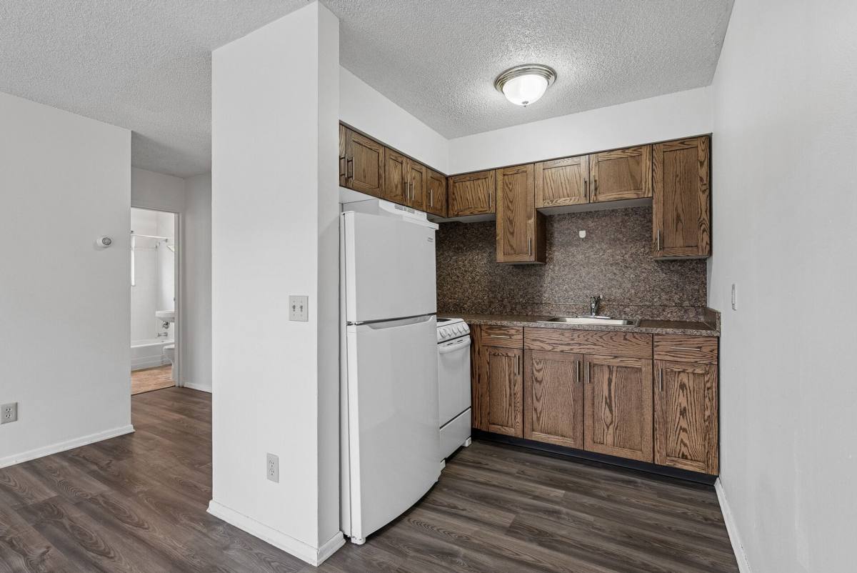 Apartment for rent at 700 10th Ave SE, Minneapolis, MN 55414