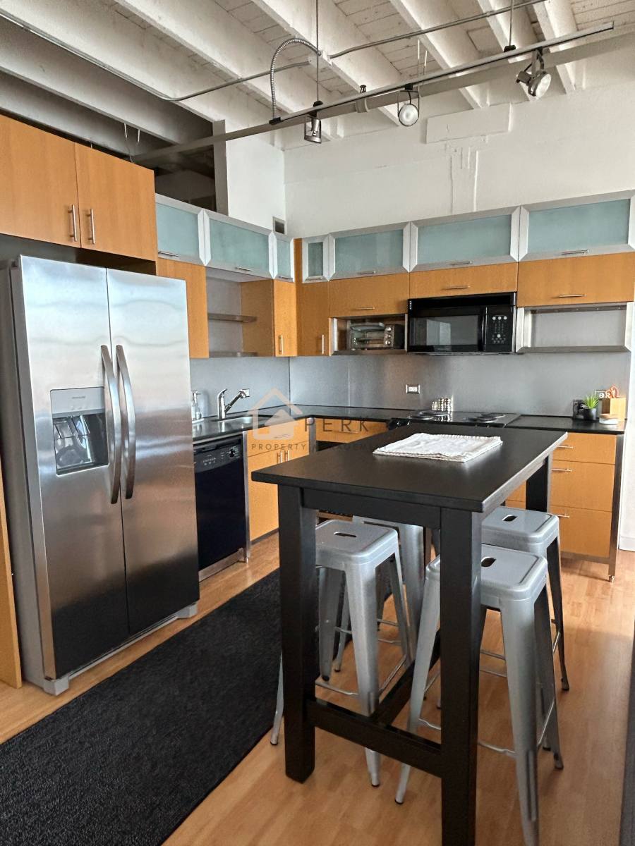 Apartment for rent at 1120 E Cliff Ave, Tacoma, WA 98402