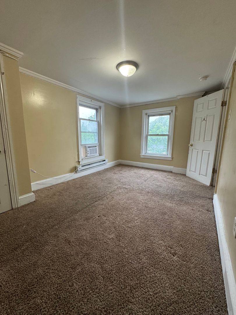 Apartment for rent at 4 Creek Ave, Darby, PA 19023
