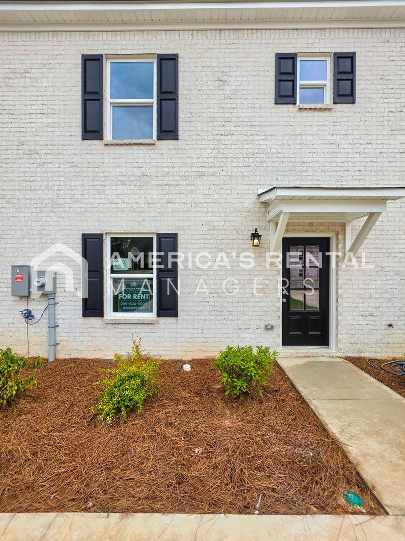 House for rent at 87 Park Dr S, Clanton, AL 35045