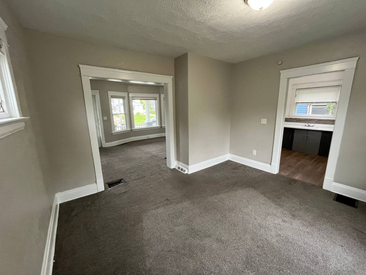 House for rent at 3390 E 135th St, Cleveland, OH 44120