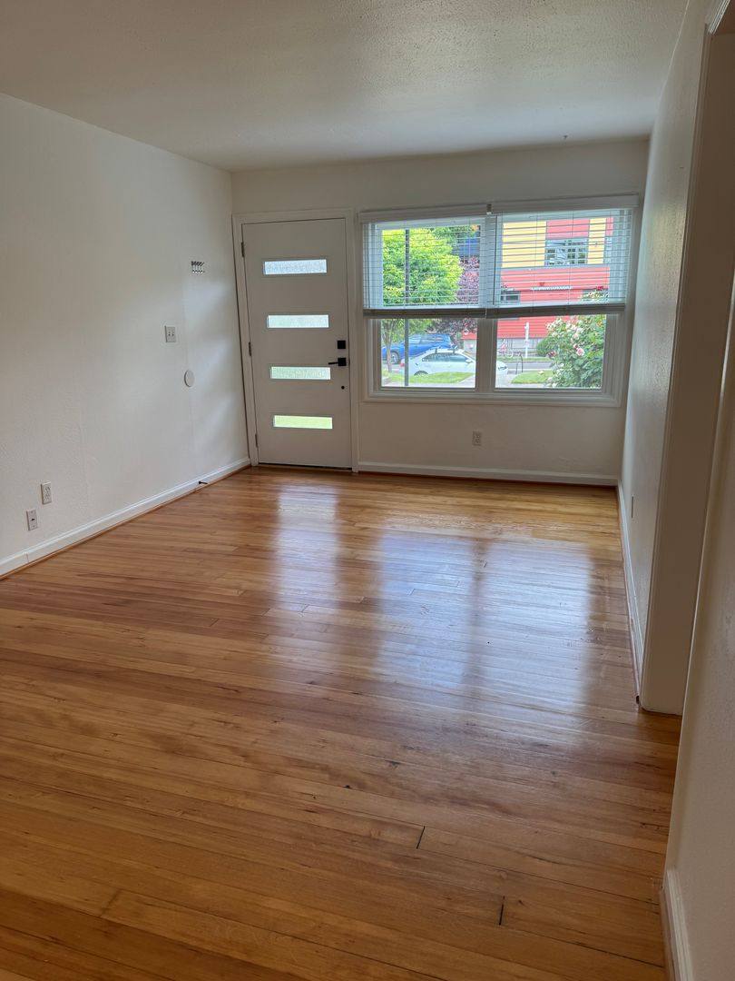 Apartment for rent at 2400 N Killingsworth St, Portland, OR 97217