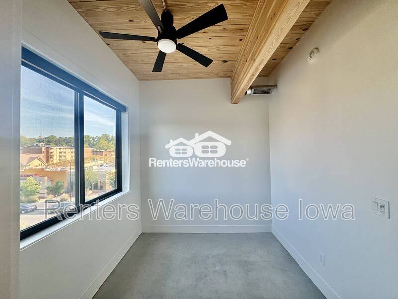 Apartment for rent at 2701 Ingersoll Ave #204, Des Moines, IA 50312