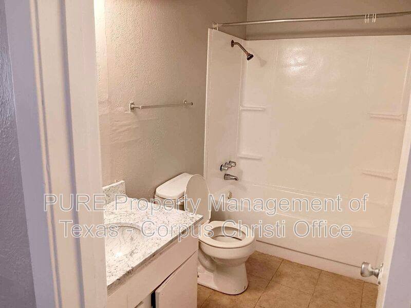 Apartment for rent at 3535 Cottonwood St, Corpus Christi, TX 78411