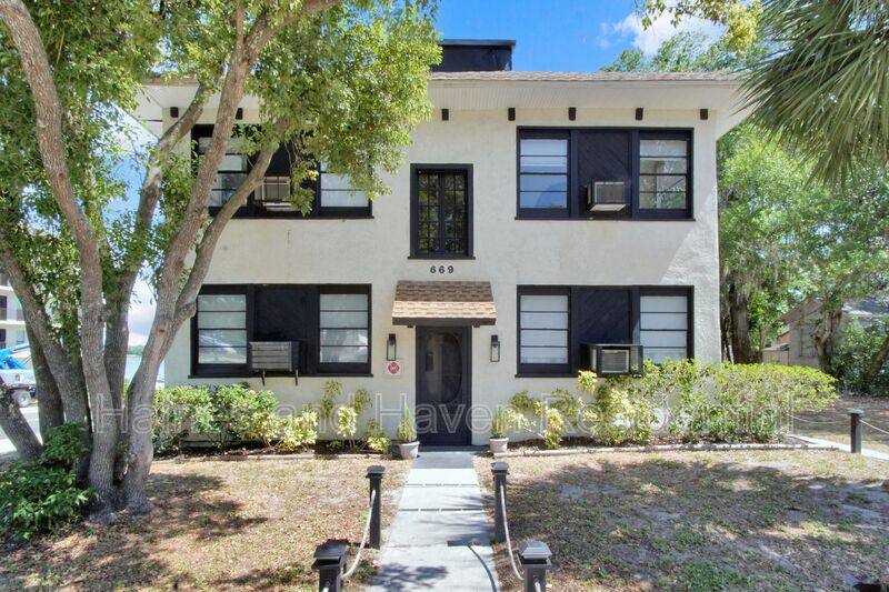 Apartment for rent at 669 Ave B NW #10, Winter Haven, FL 33880