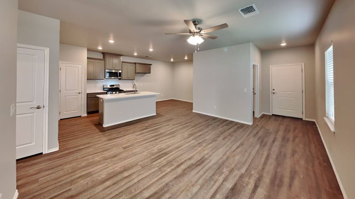 Townhouse for rent at 9336 NW 124th St, Yukon, OK 73099