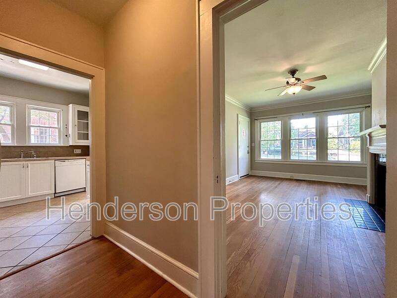 House for rent at 1326 St Julien, Charlotte, NC 28205