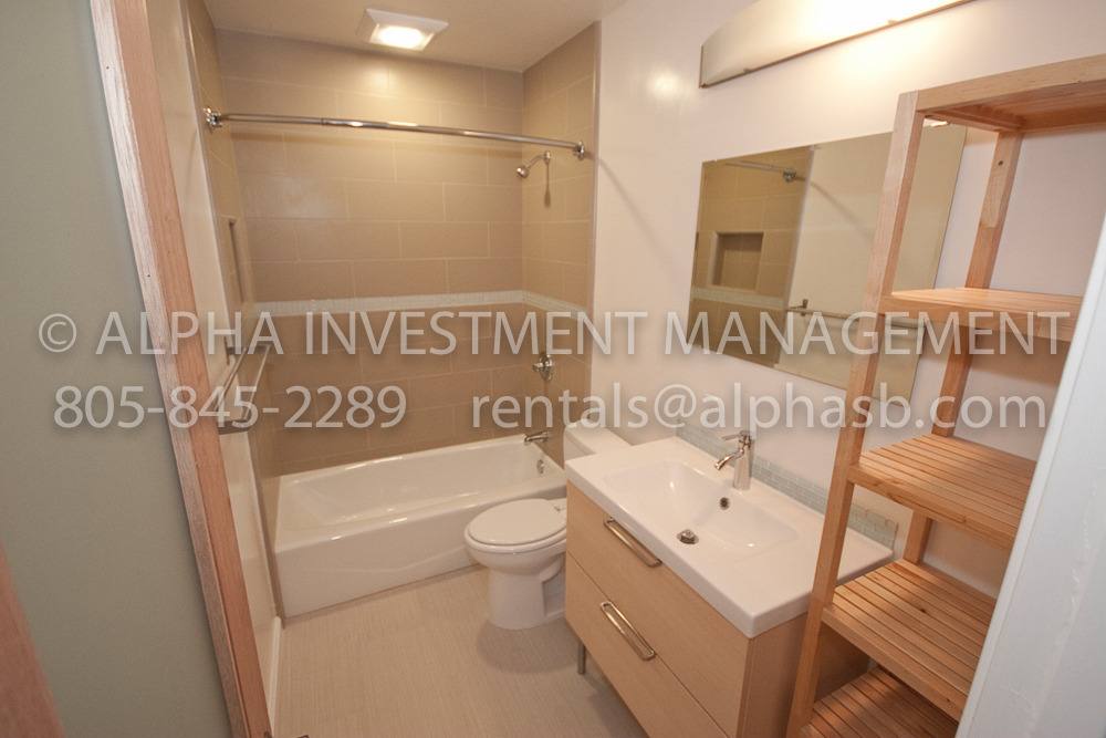 Apartment for rent at 323 W Quinto St, Santa Barbara, CA 93105