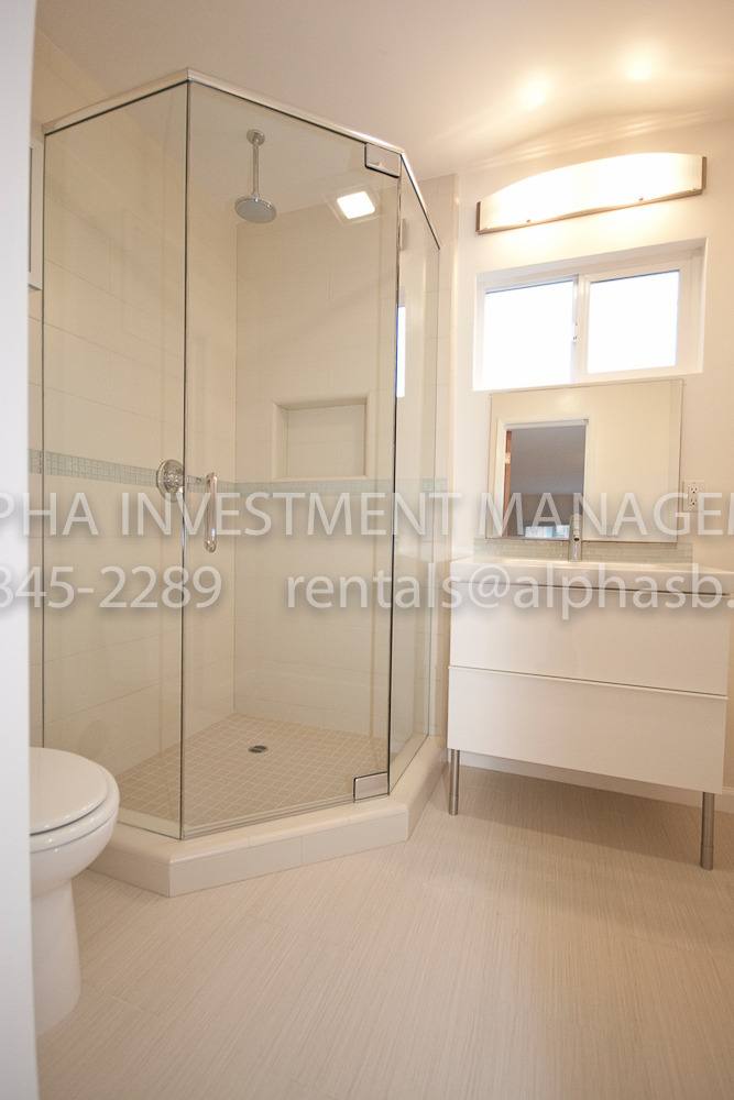 Apartment for rent at 323 W Quinto St, Santa Barbara, CA 93105