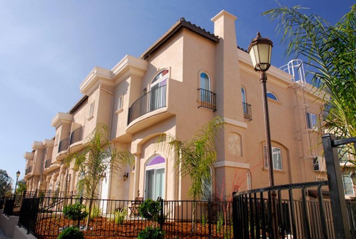 Townhouse for rent at 2601 Chalmette Court, Rocklin, CA 95677