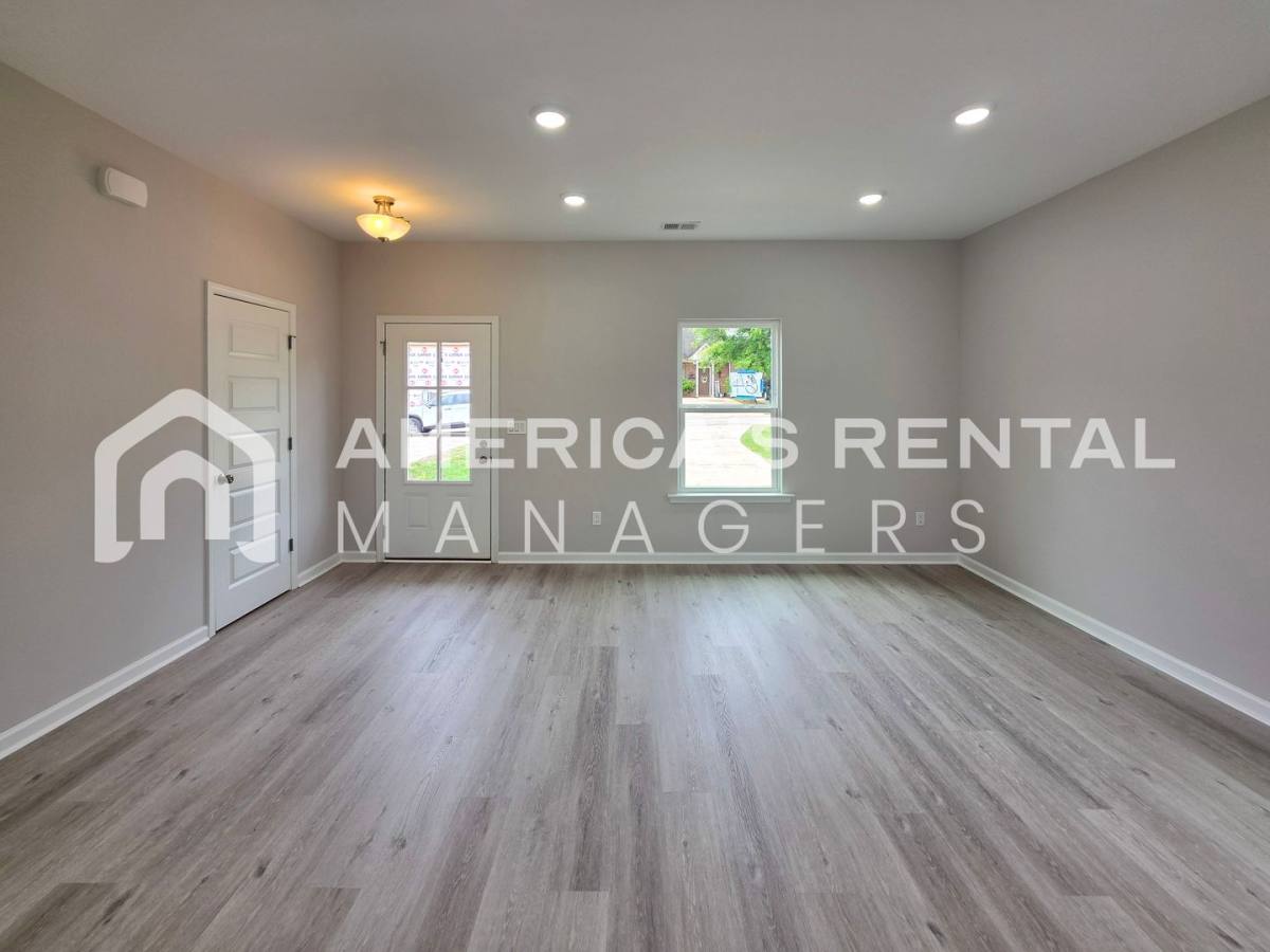 Townhouse for rent at 85 Park Dr S, Clanton, AL 35045