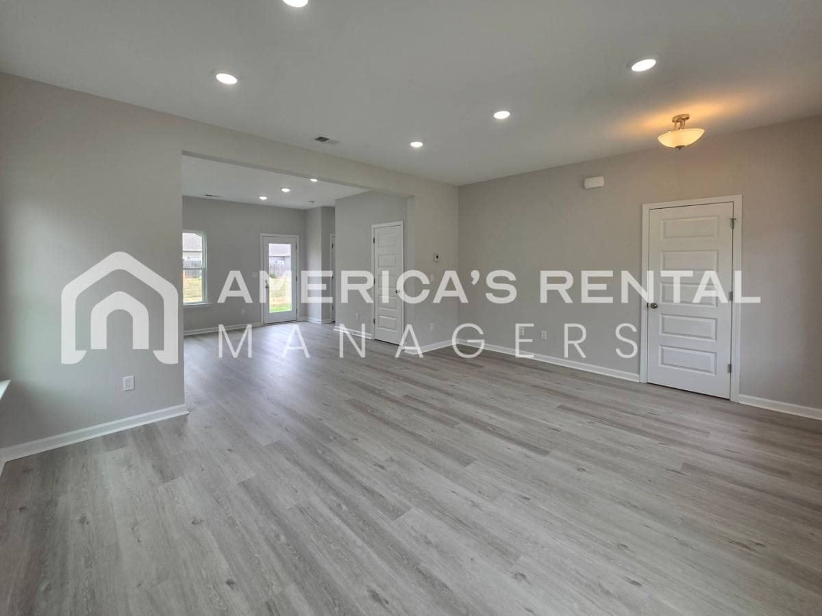 Townhouse for rent at 85 Park Dr S, Clanton, AL 35045