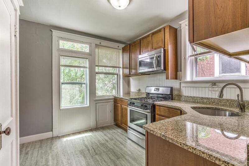 Apartment for rent at 4316 Connecticut St #2F, Saint Louis, MO 63116