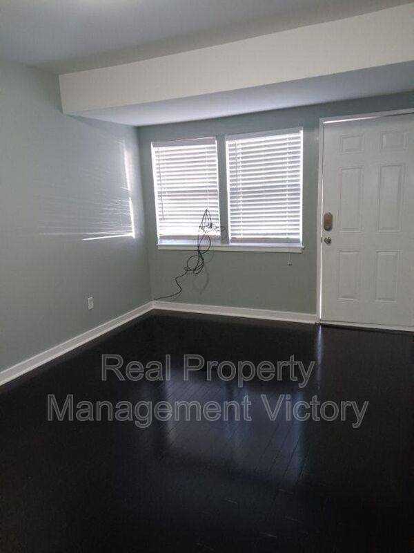 Apartment for rent at 1171 16th Ave S #T, Birmingham, AL 35205