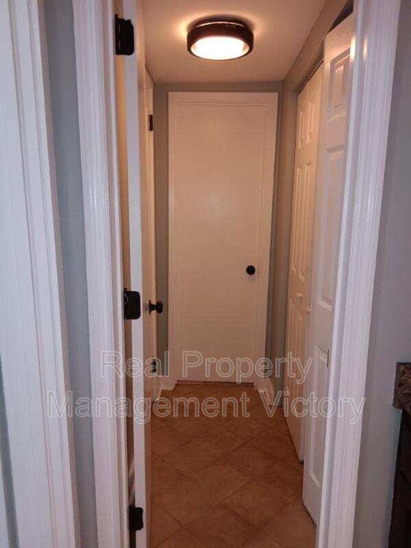 Apartment for rent at 1171 16th Ave S #T, Birmingham, AL 35205