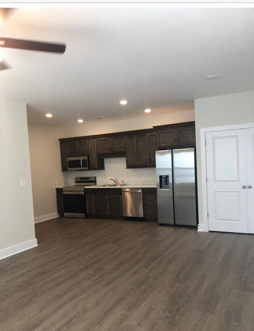 Apartment for rent at 903 Fair St, Bowling Green, KY 42101