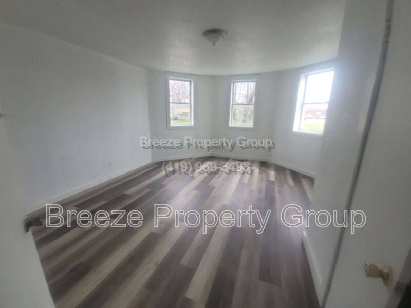 House for rent at 340 S Pierce St, Lima, OH 45801