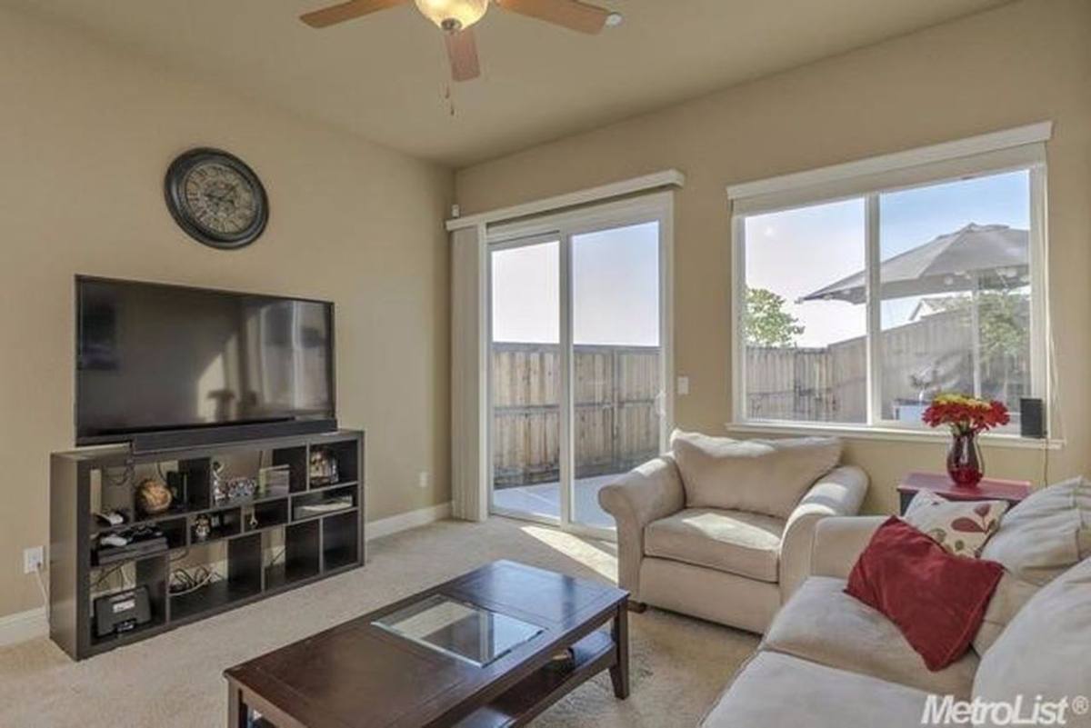 House for rent at 2275 Lariat Lane, Folsom, CA 95630