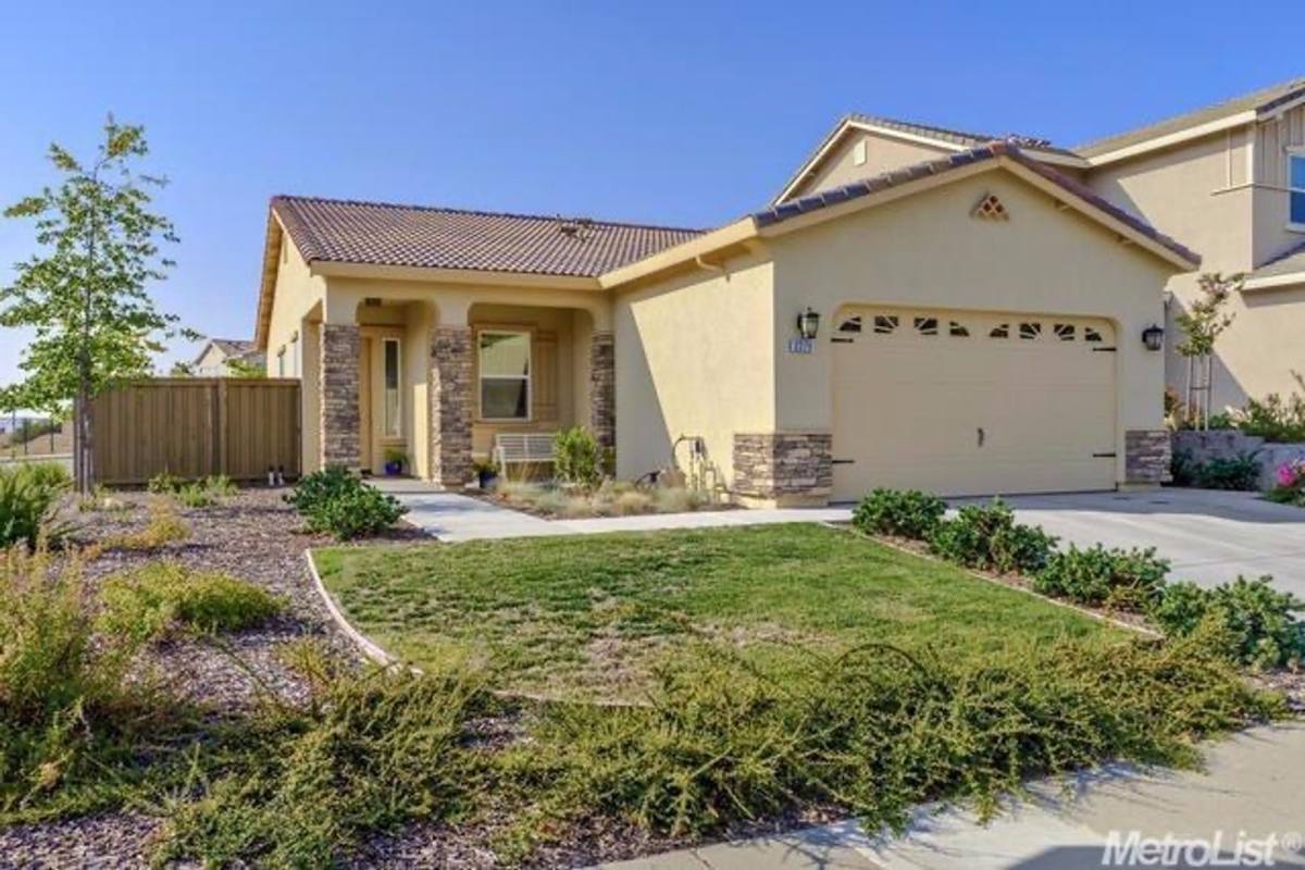 House for rent at 2275 Lariat Lane, Folsom, CA 95630