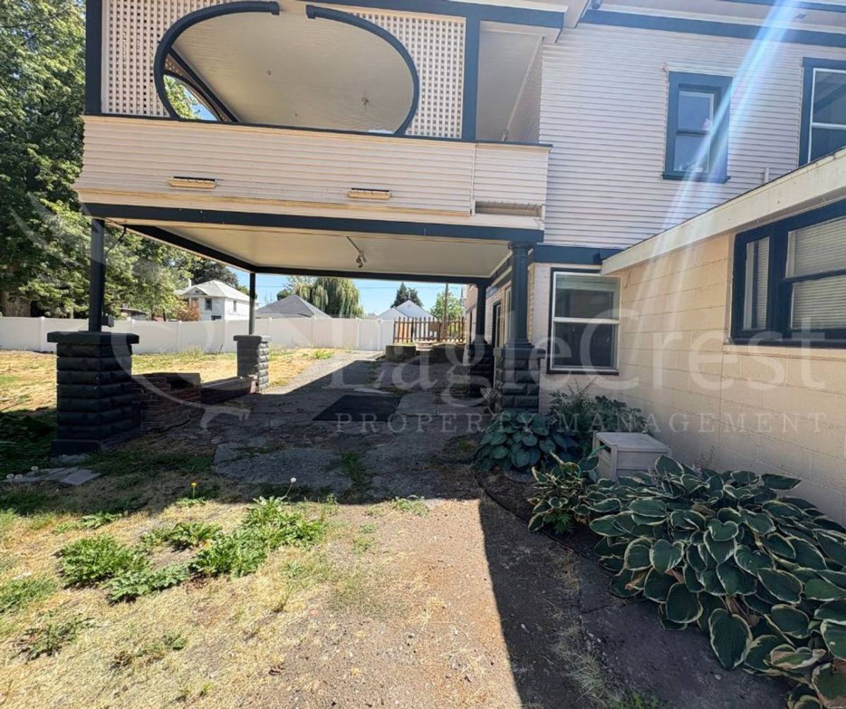 Apartment for rent at 603 E Cherry St, Walla Walla, WA 99362