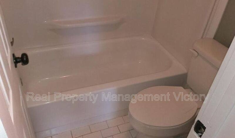 Apartment for rent at 1171 16th Ave S E, Birmingham, AL 35205