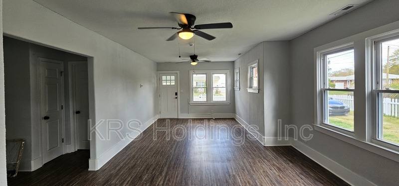 House for rent at 515 Powhatan Parkway, Hampton, VA 23661