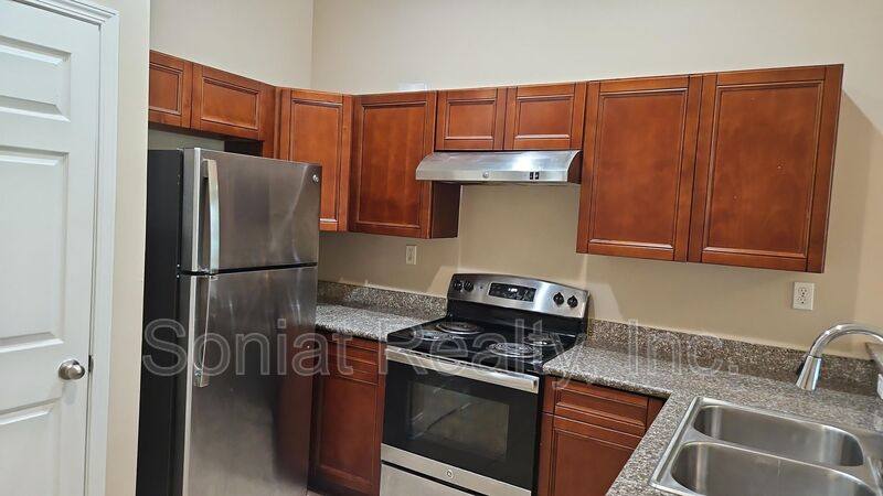 Apartment for rent at 8922 Stroelitz St, New Orleans, LA 70118