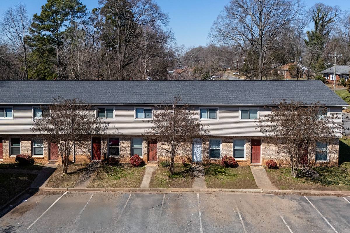 Townhouse for rent at 1102 Marble St, Charlotte, NC 28208