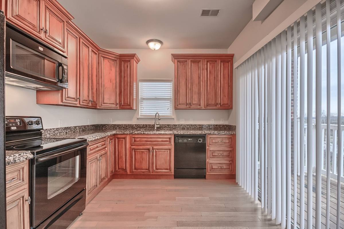 Apartment for rent at 2505 Arena Parkway, Saint Charles, MO 63303