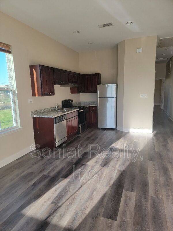 Apartment for rent at 4908 Ray Ave, New Orleans, LA 70126