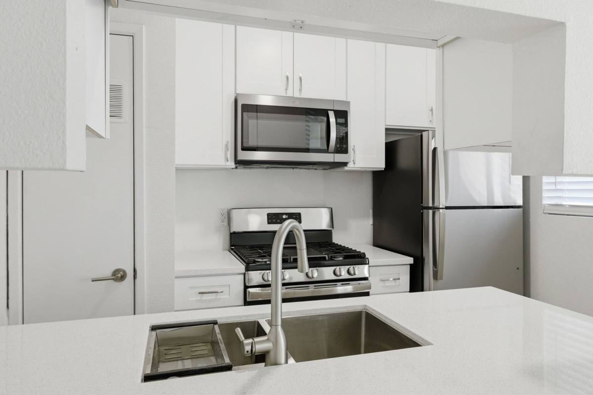 Apartment for rent at 6301 Nightingale, Ventura, CA 93003