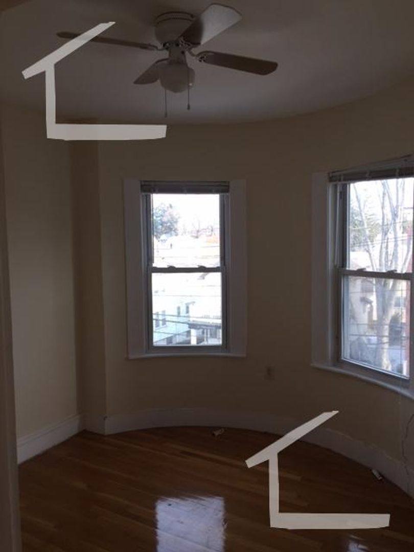 Apartment for rent at 114 Murdock St, Brighton, MA 02135