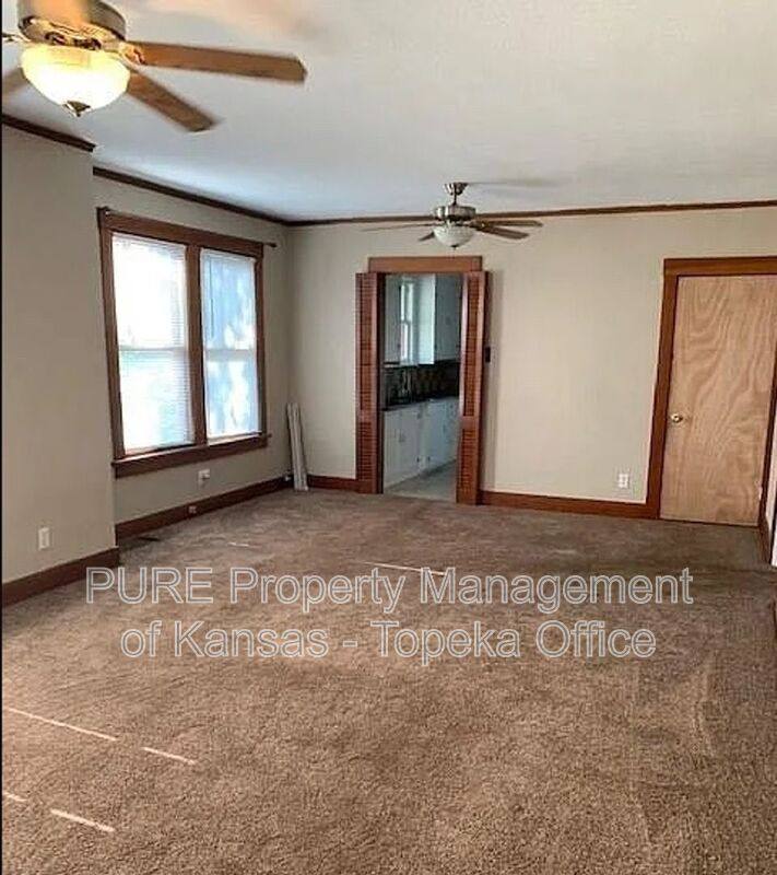 House for rent at 2219 SW Huntoon, Topeka, KS 66604