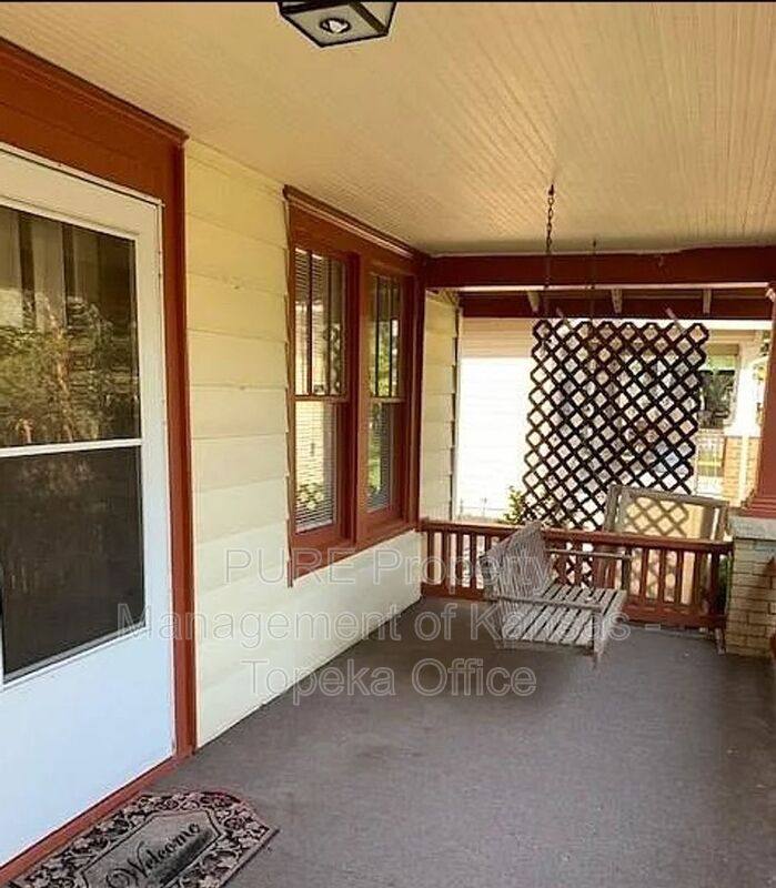 House for rent at 2219 SW Huntoon, Topeka, KS 66604