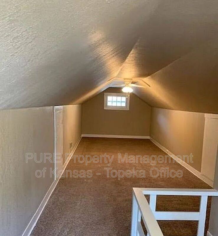 House for rent at 2219 SW Huntoon, Topeka, KS 66604
