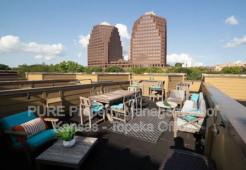 Condo for rent at 4540 Jc Nichols Parkway, Kansas City, MO 64111