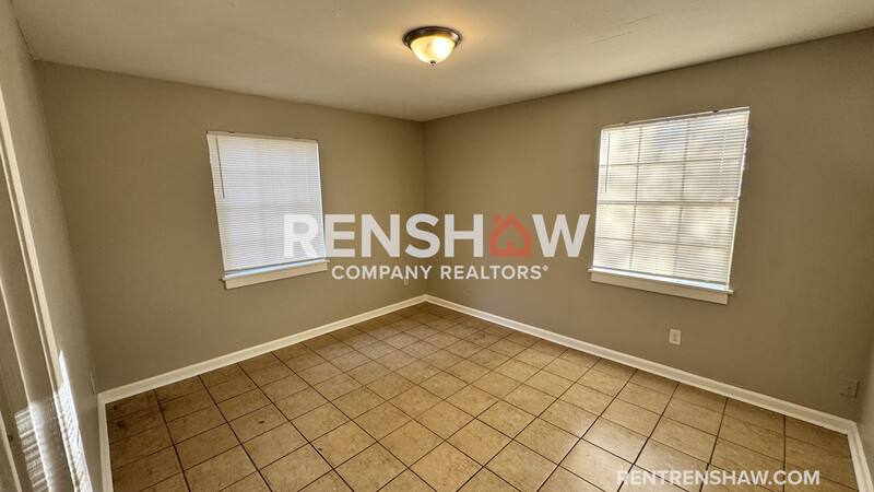 Apartment for rent at 1976 Goldbrier Lane, Memphis, TN 38134