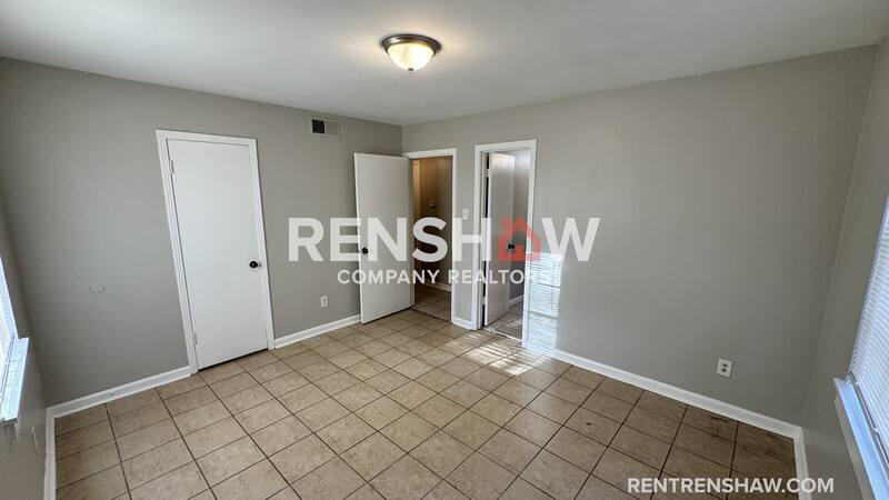Apartment for rent at 1976 Goldbrier Lane, Memphis, TN 38134