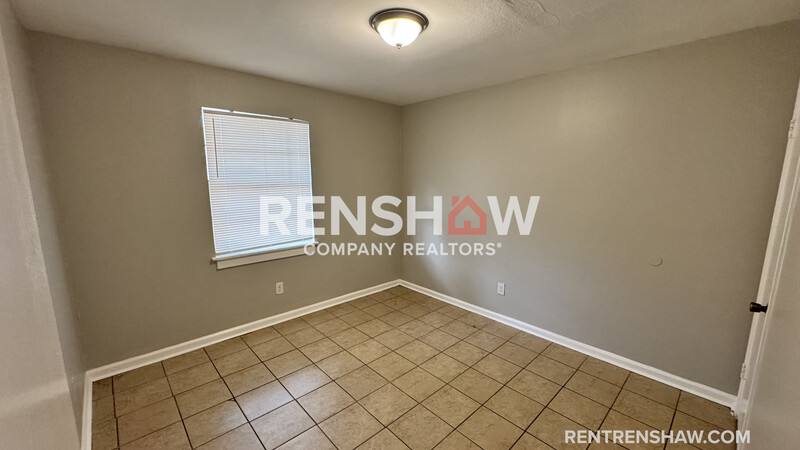 Apartment for rent at 1976 Goldbrier Lane, Memphis, TN 38134
