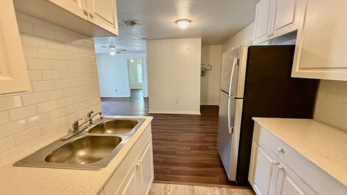 Apartment for rent at 3616 Pearl St #4, Fort Myers, FL 33916