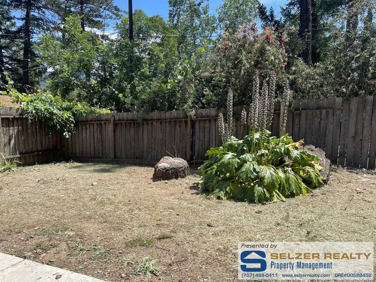 Apartment for rent at 1420 Knob Hill Rd, Ukiah, CA 95482